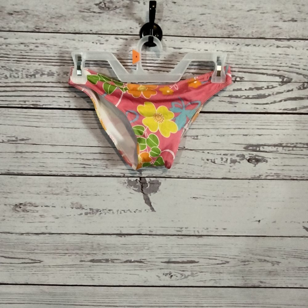New Without tags "No Brand" woman's bakini bottoms